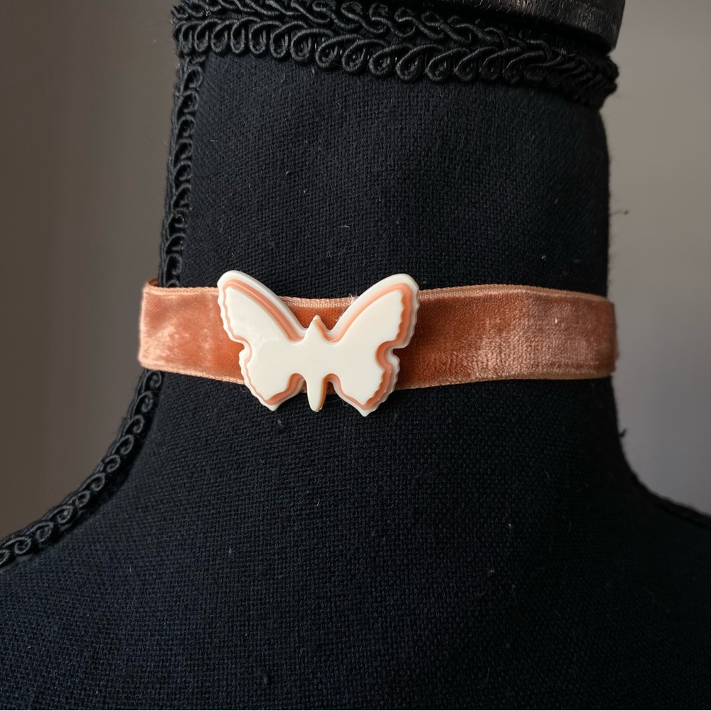 Vintage pink butterfly choker necklace
